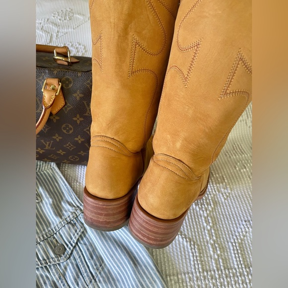 FRYE | Stitched Banana Campus Boots - Picture 5 of 8